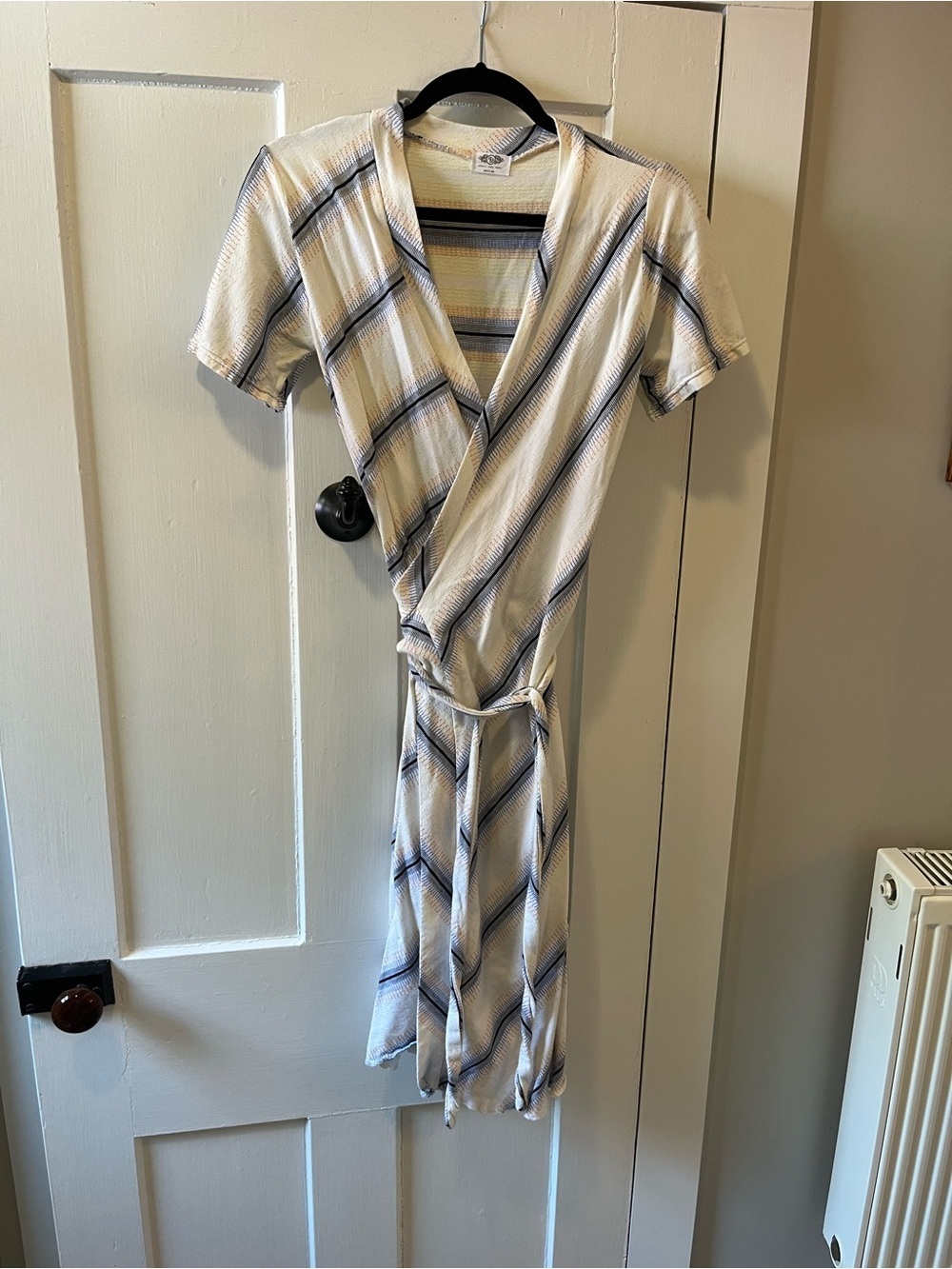 Devil May Wear 100% Cotton Wrap Dress Medium